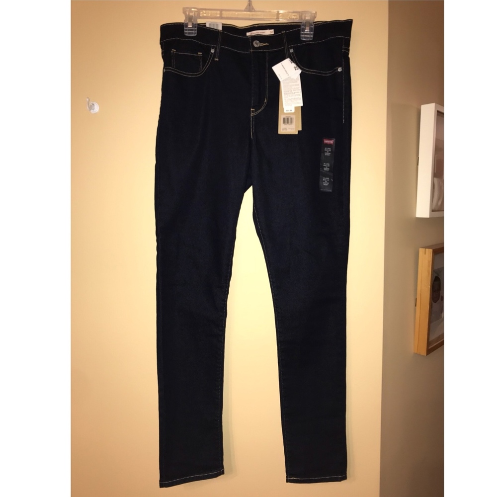 NWT Levi's Shaping Skinny Mid Rise Jeans